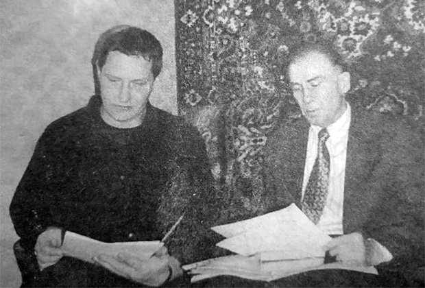 Евгений Лукин (слева) с адвокатом Александром Семиненко