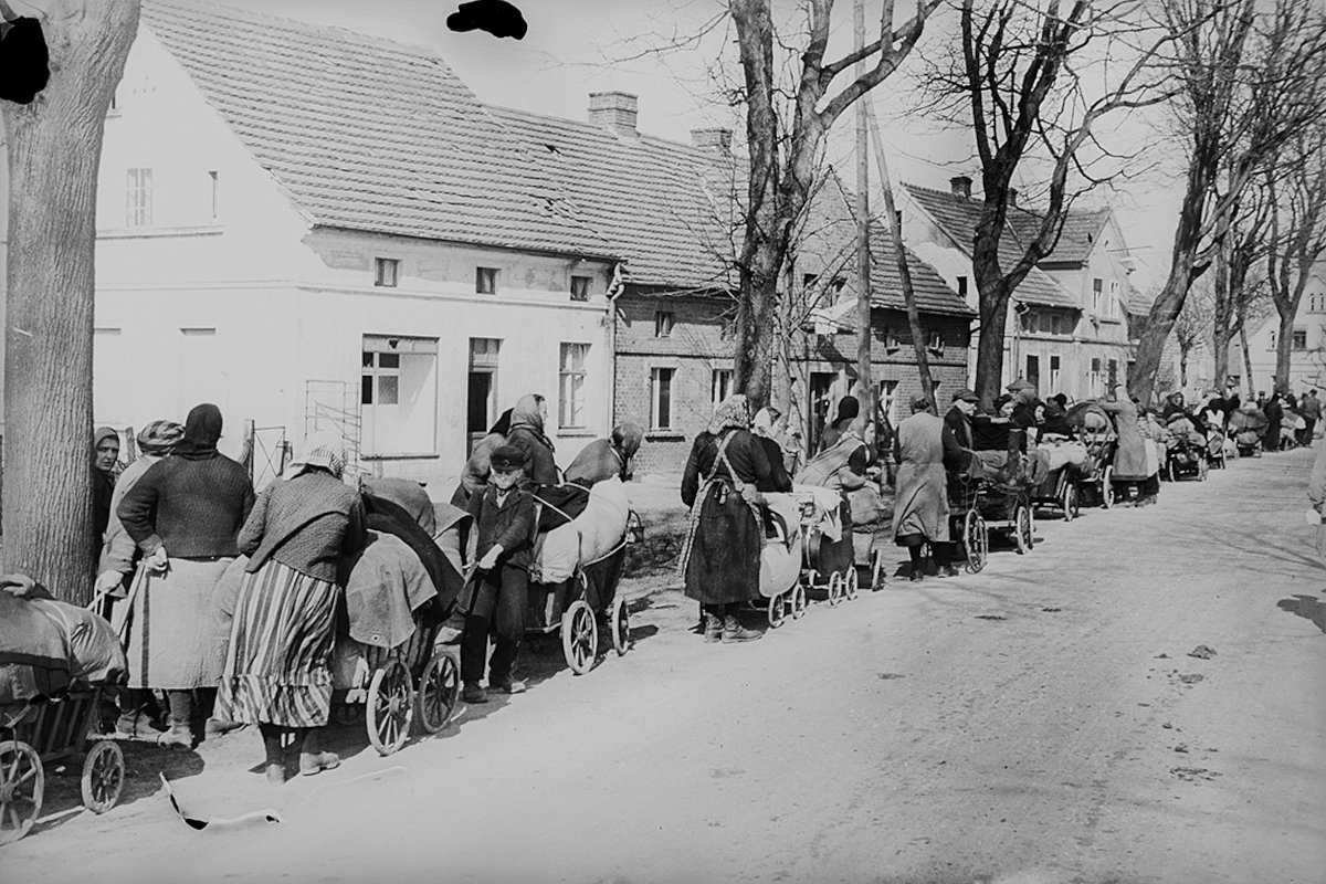 Беженцы. Польша, 1944 год