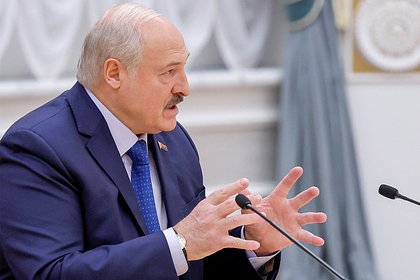 Лукашенко пообещал белорусской армии «все необходимое» в следующем году