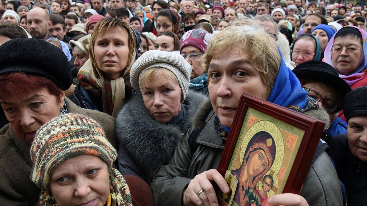 Защитники военных, спасители алкоголиков и святые с Яндекс.Маркета. Как  россияне делят небесных покровителей?: Общество: Россия: Lenta.ru