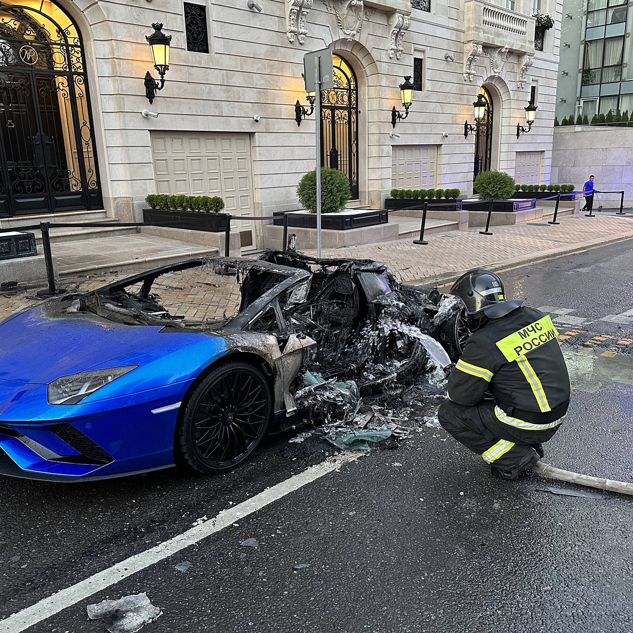 Российский студент решил судиться из-за сгоревшей арендованной Lamborghini:  Следствие и суд: Силовые структуры: Lenta.ru