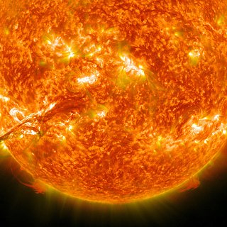 Ключевая реакция в звездах оказалась медленной