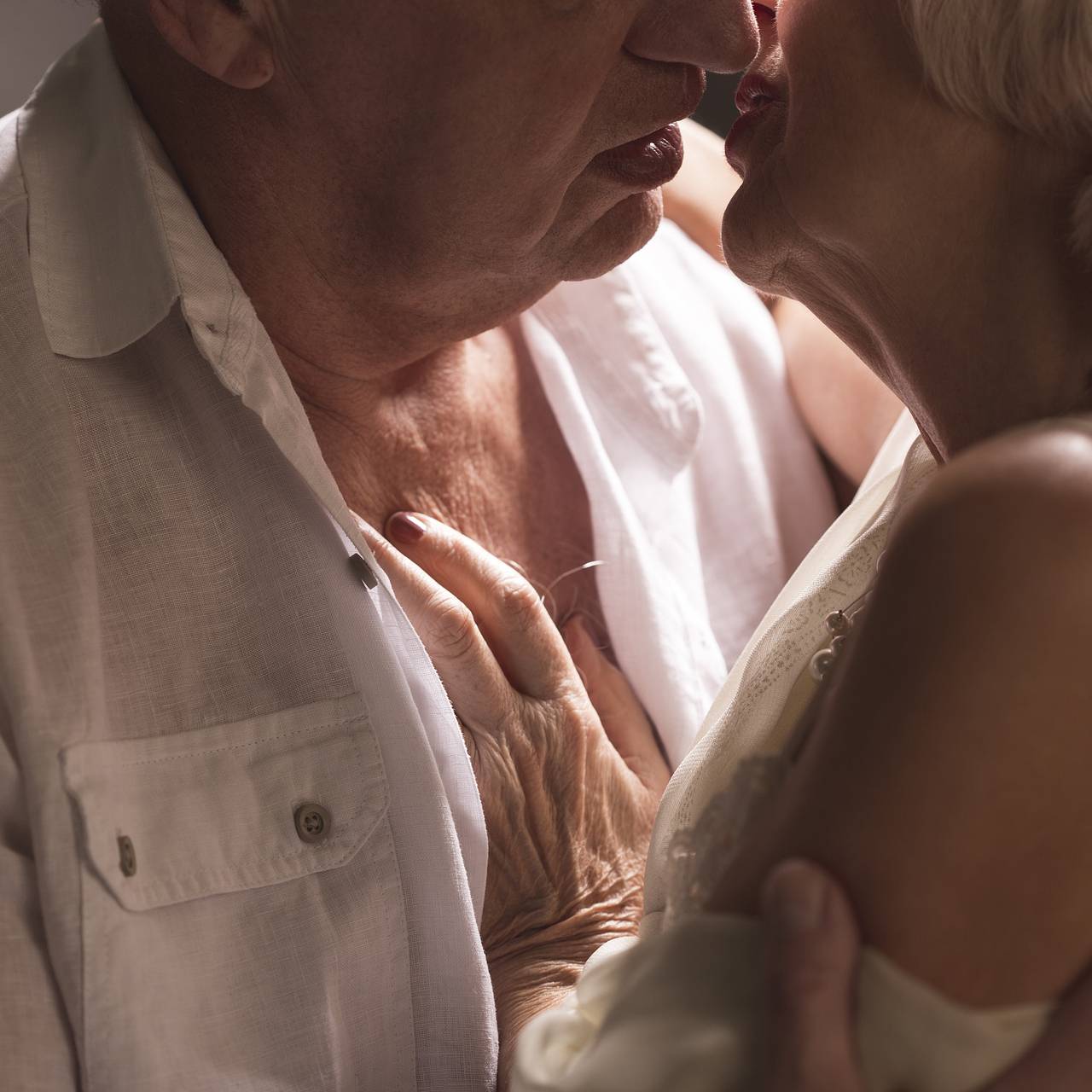 Пенсионеры рассказывают, как они любят, занимаются сексом и ходят на свидания - Афиша Daily