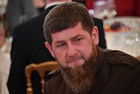 Кадыров встретился со сжегшим Коран Никитой Журавелем. Его избил в СИЗО сын главы Чечни 