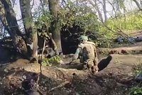 Российский военный подорвал себя гранатой вместе с бойцом «Азова». Что известно о произошедшем?