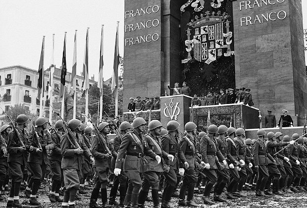 19 мая 1939 год, Мадрид (Испания). Парад сторонников Франсиско Франко