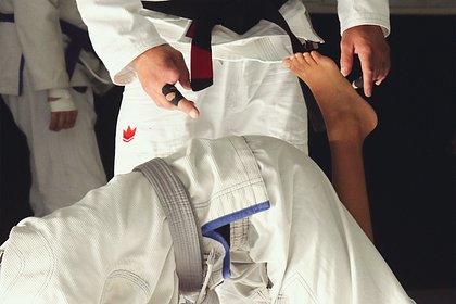 В Петербурге восьмилетней девочке сломали руку на первой тренировке по дзюдо