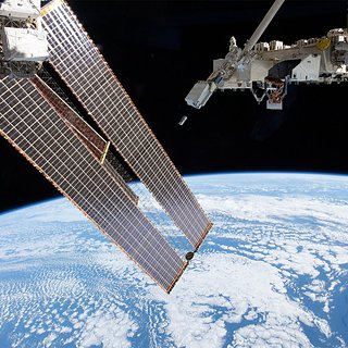 Космонавты осмотрели место российской утечки на МКС европейским манипулятором