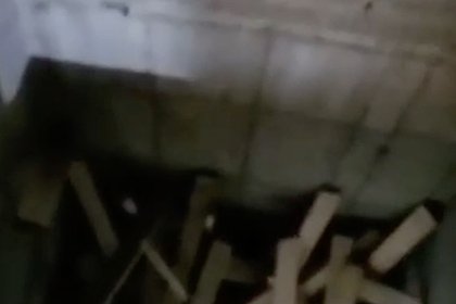 Появились кадры с места падения трех человек с 17-го этажа российской стройки