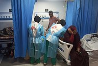 «Я ампутировал мальчику ногу прямо на полу» Врачи показали катастрофическую ситуацию в больницах Газы