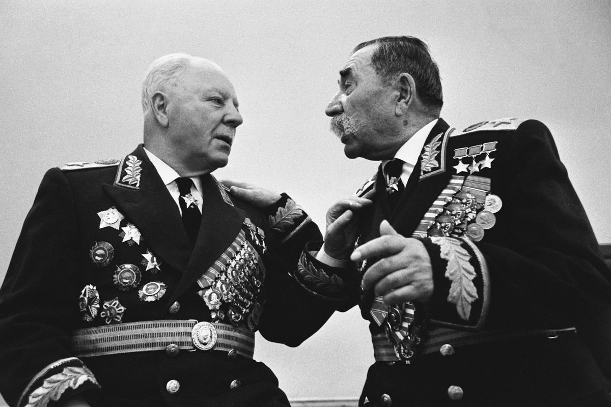 Ворошилов и Буденный, 1968 год 