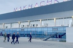 К погрому в аэропорту Махачкалы призывали дагестанские Telegram-каналы. Что о них известно и почему они так популярны?