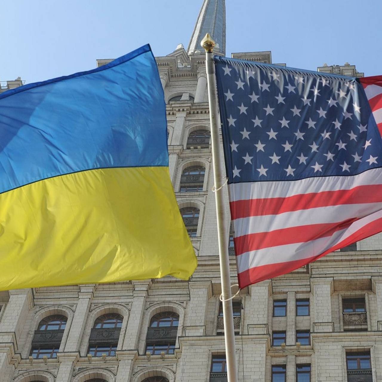 Изменения сша. США Украина. Флаг Украины и США. США Россия Украина. Политика США В Украине.