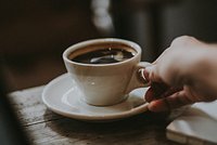 Найдено еще одно полезное свойство кофе. Как этот напиток на самом деле влияет на организм? Наука развенчивает мифы 