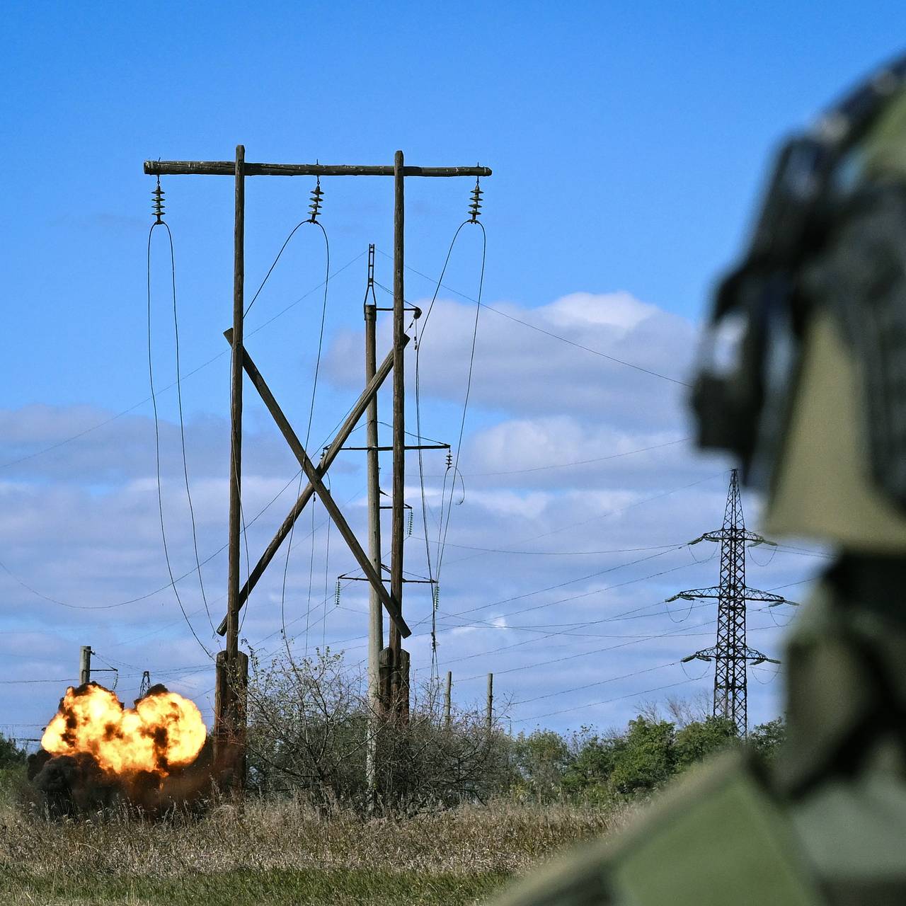 Российские военные уничтожили блиндаж ВСУ на артемовском участке: Политика:  Россия: Lenta.ru