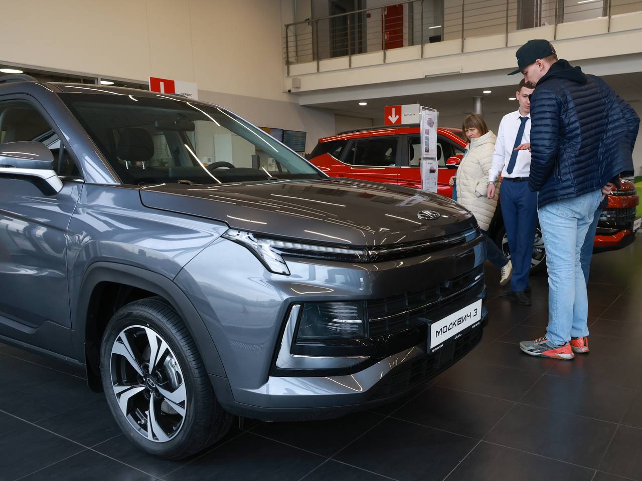 Продажи новых автомобилей в России взлетели: Рынки: Экономика: Lenta.ru