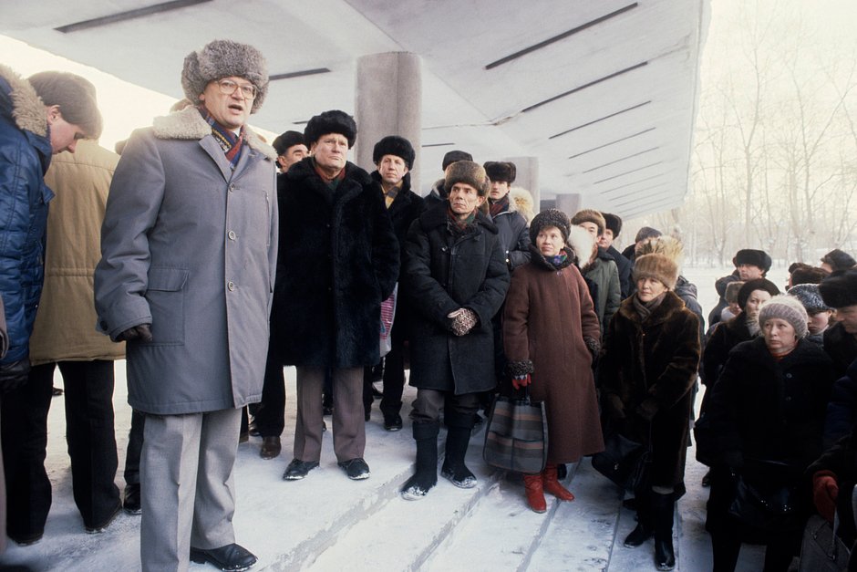 Избиратели на выборах народных депутатов РСФСР в Свердловске, 4 марта 1990 года 