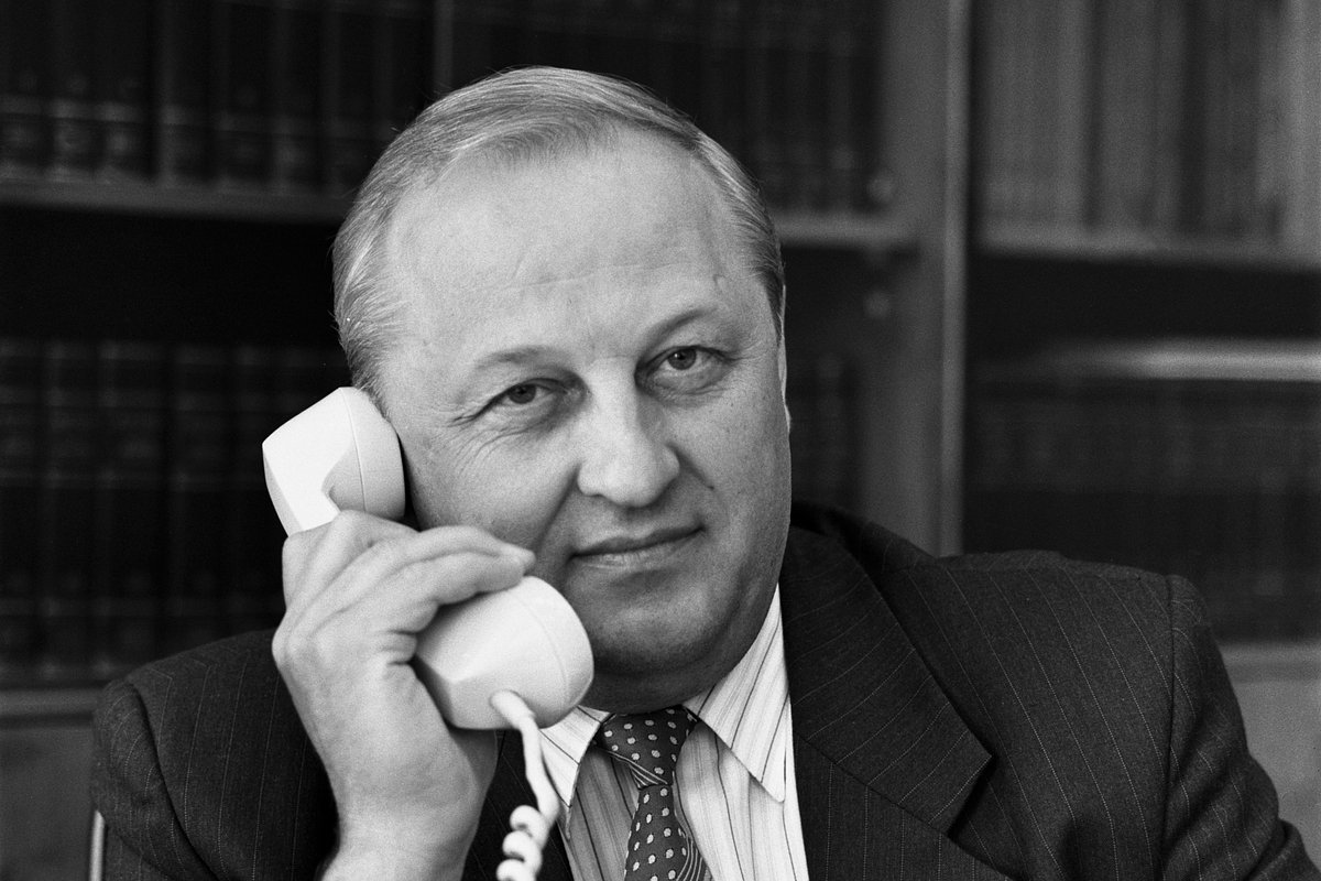 Глава администрации Свердловской области Эдуард Россель, 1 июля 1993 года 
