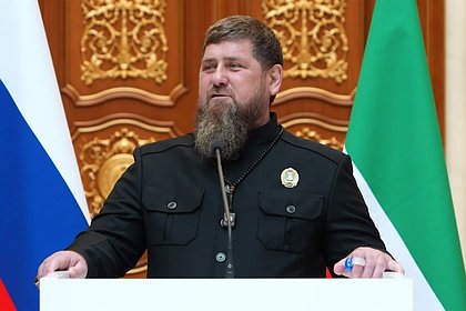 Кадыров показал кадры награждения сыновей высшим орденом парламента Чечни