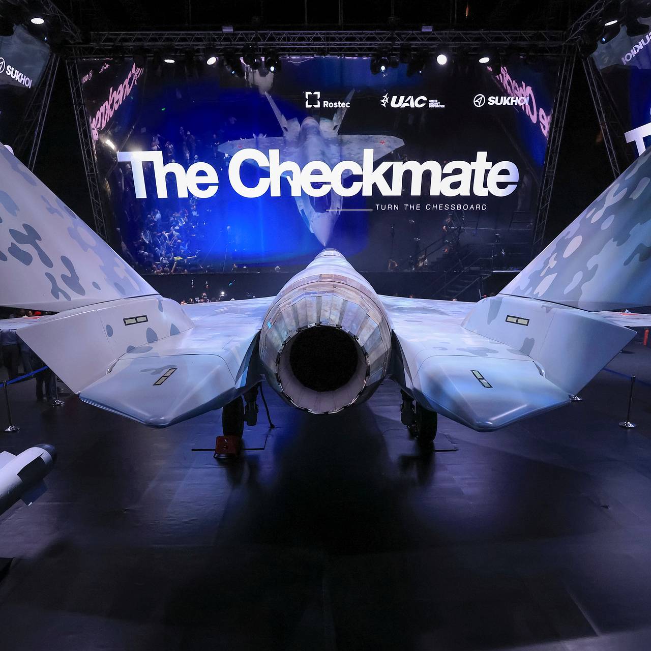 В России началась подготовка к производству истребителей Checkmate. В чем  преимущество самолетов пятого поколения?: Оружие: Наука и техника: Lenta.ru