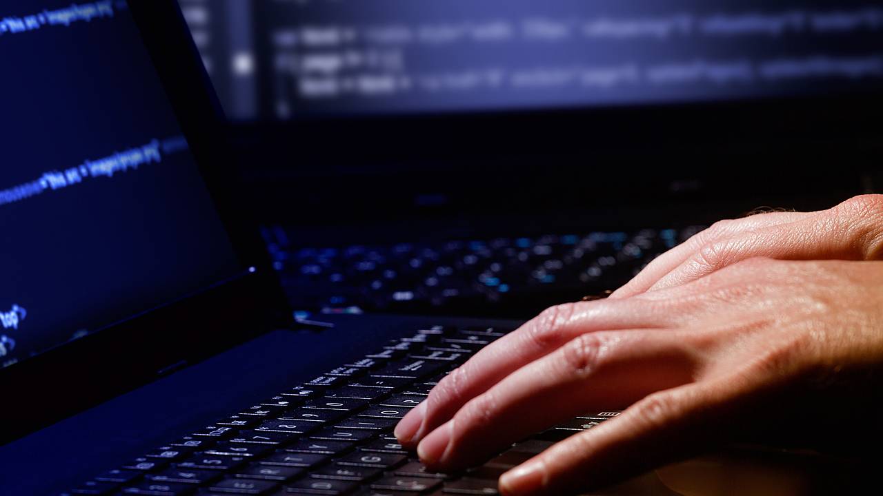 От любимца даркнета до самоубийцы-неудачника. Как ФБР поймало главу  крупнейшего сайта для хакеров?: Интернет: Интернет и СМИ: Lenta.ru
