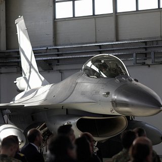 На Украине оценили перспективы устаревших модификаций F-16