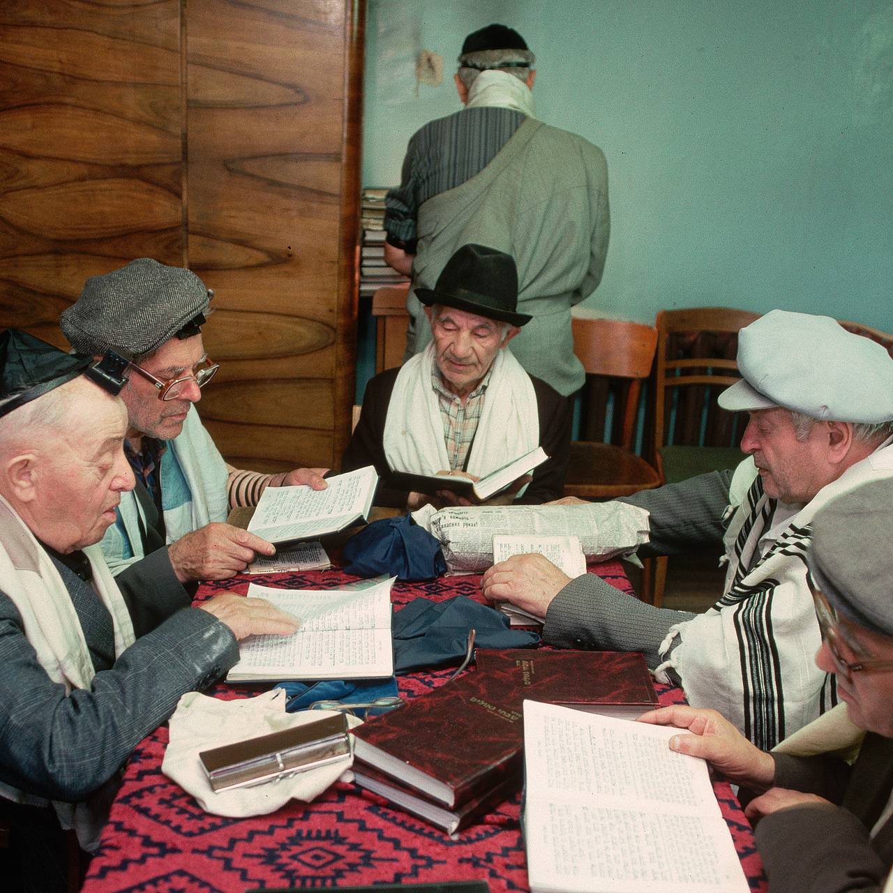 Антисемитизм в СССР: причины, как распространялся, «дело врачей»: Политика:  Россия: Lenta.ru