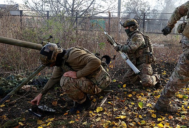 Военнослужащие Национальной гвардии Украины в Авдеевке, 8 ноября 2023 года
