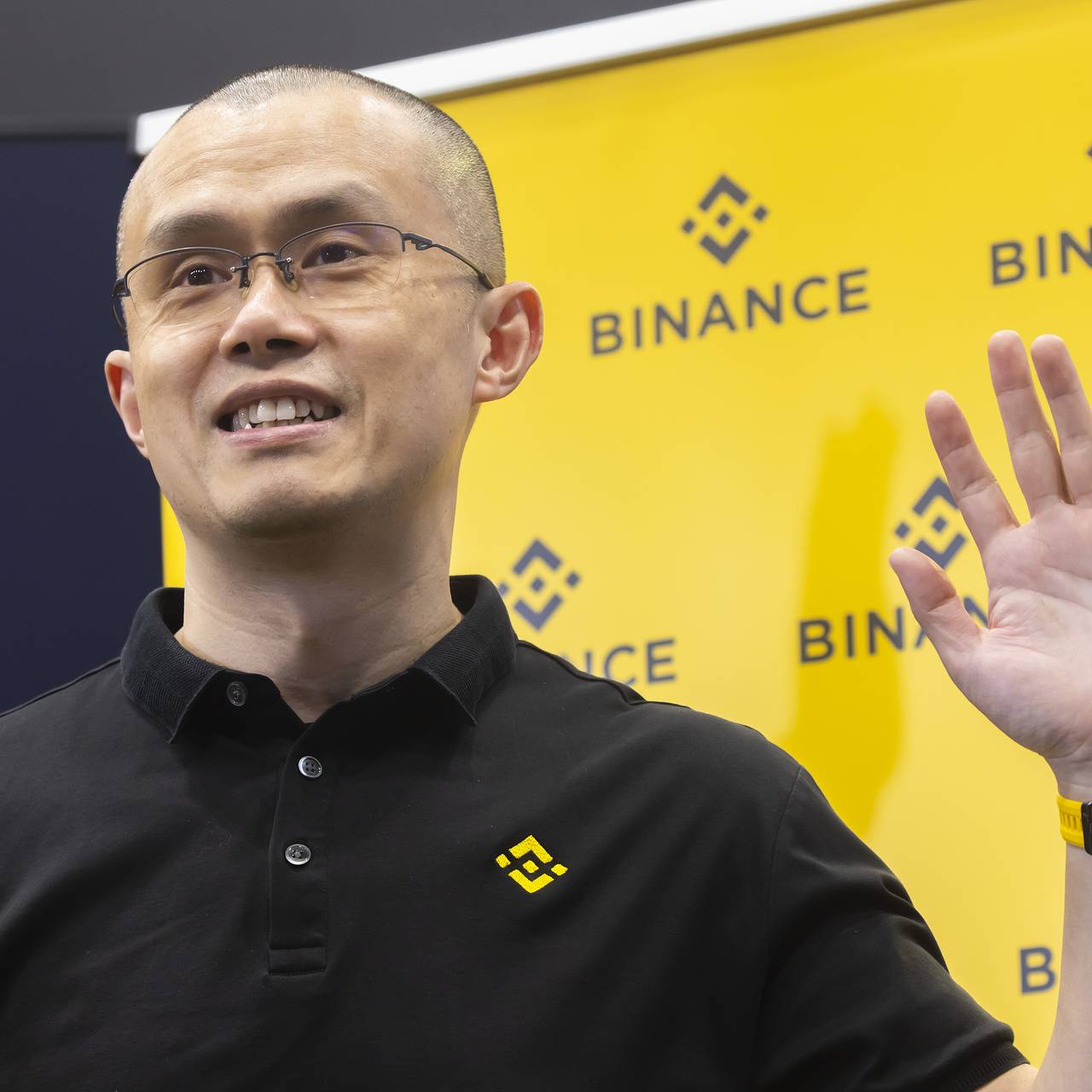  Binance            Life