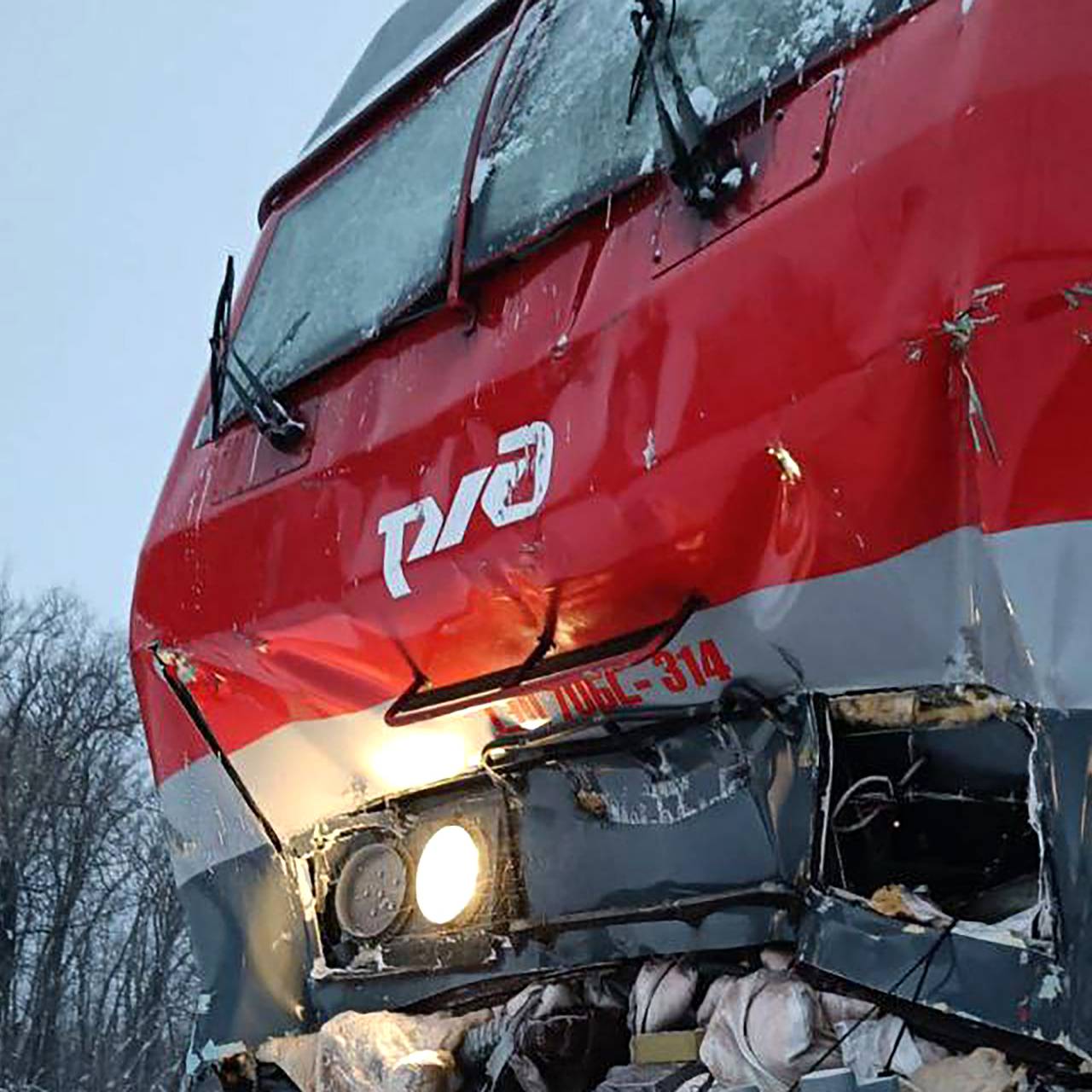 Порно видео В поезде с трансом. Смотреть В поезде с трансом онлайн