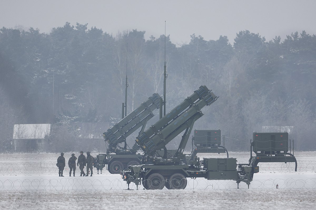 Пусковые установки для ракет Patriot в Варшаве, Польша