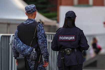 Сотрудницу полиции заподозрили в ограблении экс-жениха в российском регионе