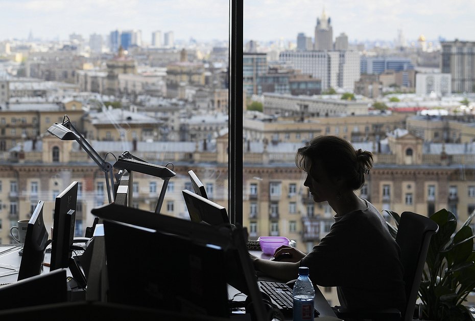 Ухаживающим за инвалидами могут повысить выплаты