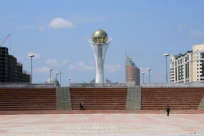 В Казахстане запретили любую религиозную литературу в школах