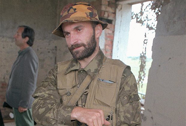 Чеченский террорист номер один Шамиль Басаев