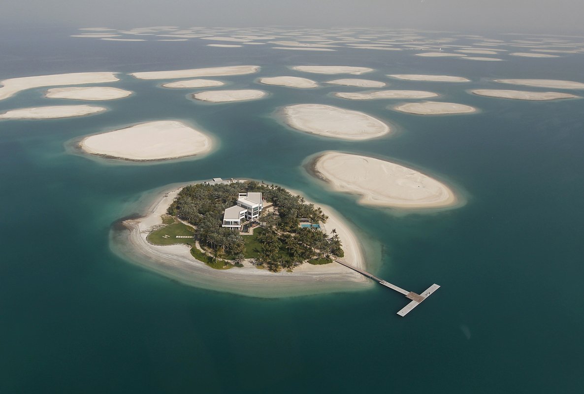 Один из островов искусственного архипелага Мир у берегов Дубая
