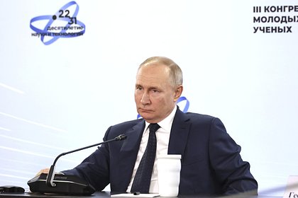 Путин призвал принять решения по амнистии