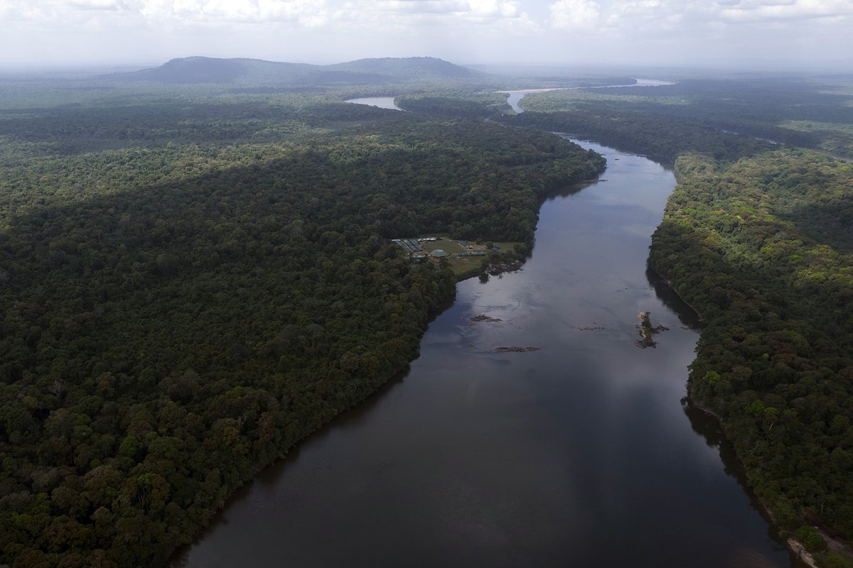 Река Эссекибо возле перехода Курупукари в Гайане, 19 ноября 2023 года