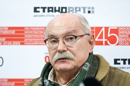 Михалков выступил против запрета сериала «Слово пацана»
