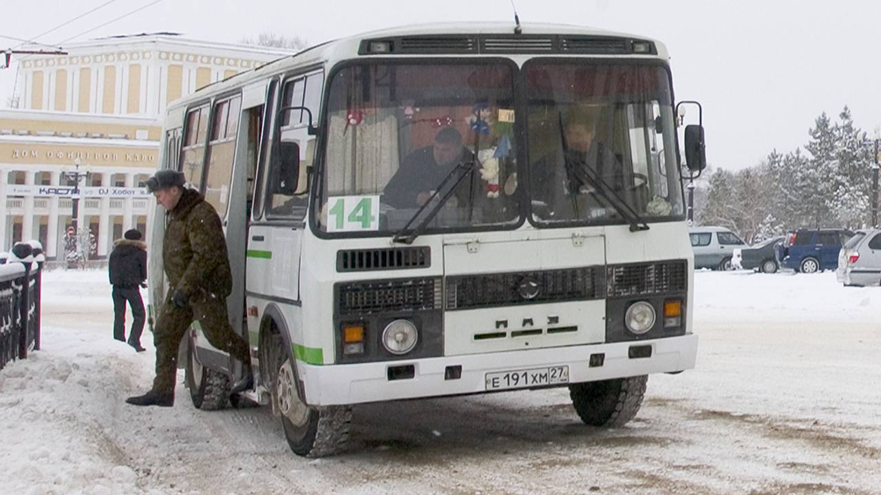 В российском городе пропали все автобусы и маршрутки: Транспорт: Среда  обитания: Lenta.ru