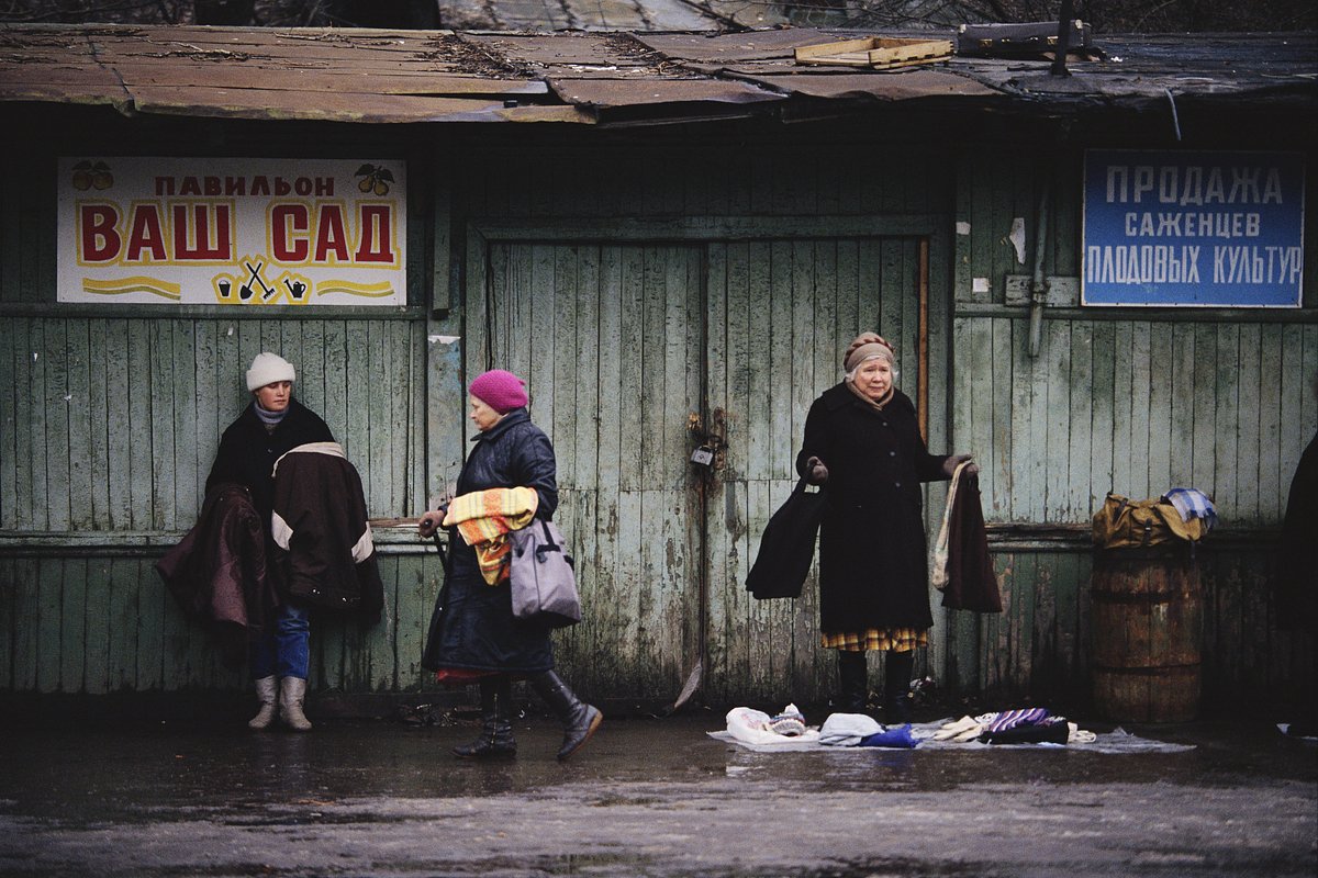 Торговля на Тишинском рынке 