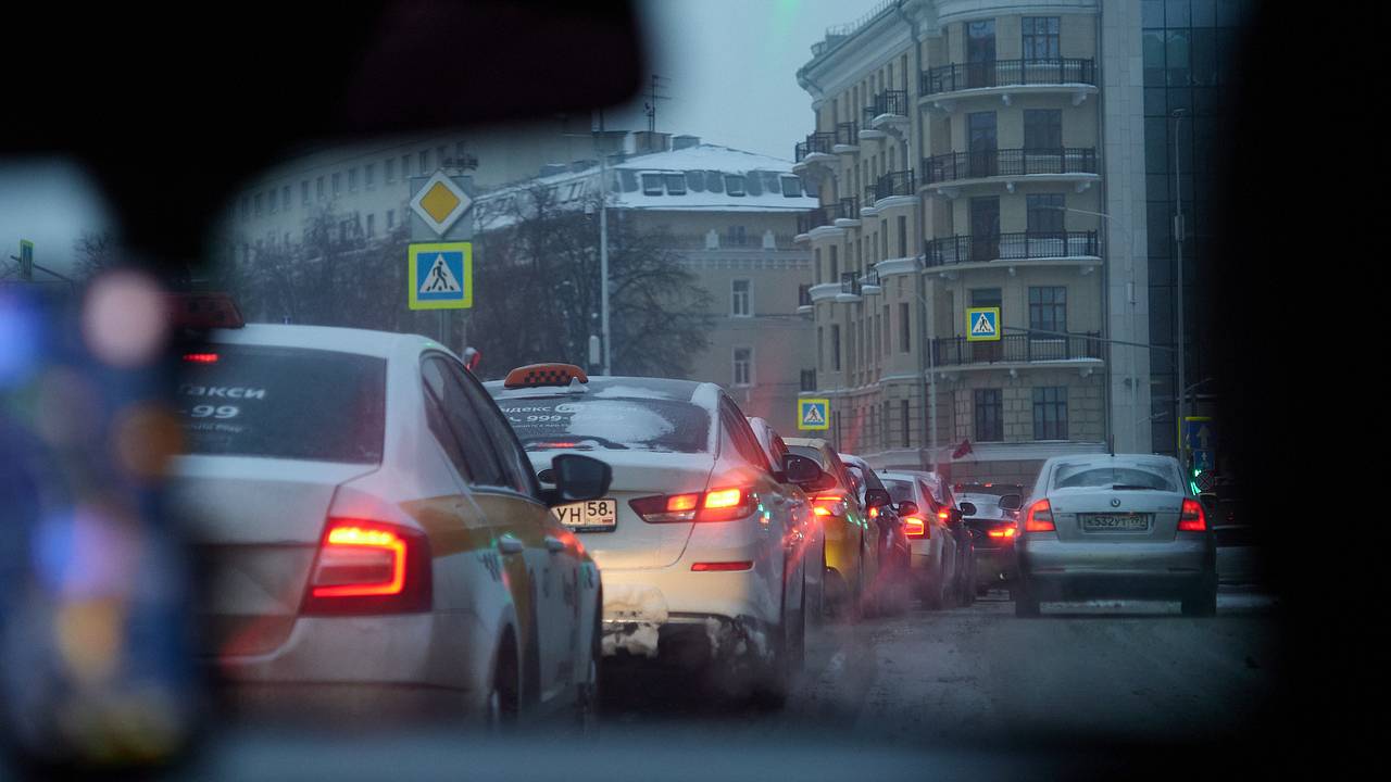 Цены на такси в Москве взлетели из-за «Вани»: Транспорт: Среда обитания:  Lenta.ru