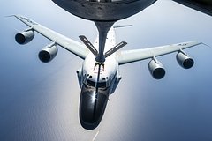 Разведывательный самолет RC-135 Rivet Joint 
