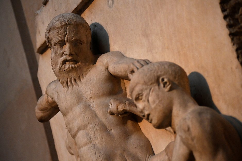 Деталь метопы Парфенона, которая хранится в Британском музее