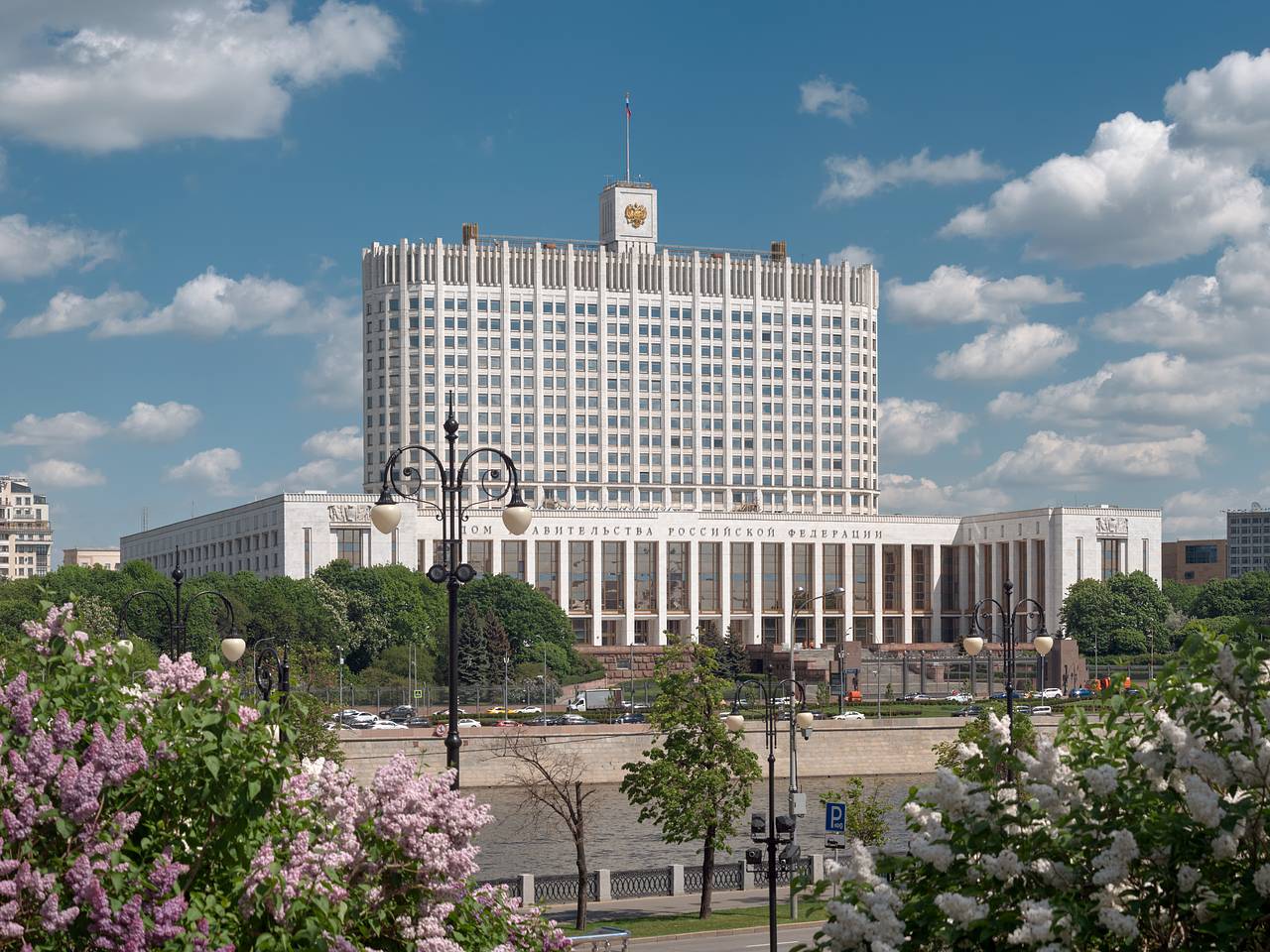 Законопроект об уголовной ответственности за русофобию поддержали в  кабмине: Политика: Россия: Lenta.ru