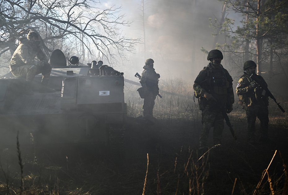Военнослужащие ВС РФ во время прохождения боевой подготовки на одном из полигонов в зоне специальной военной операции