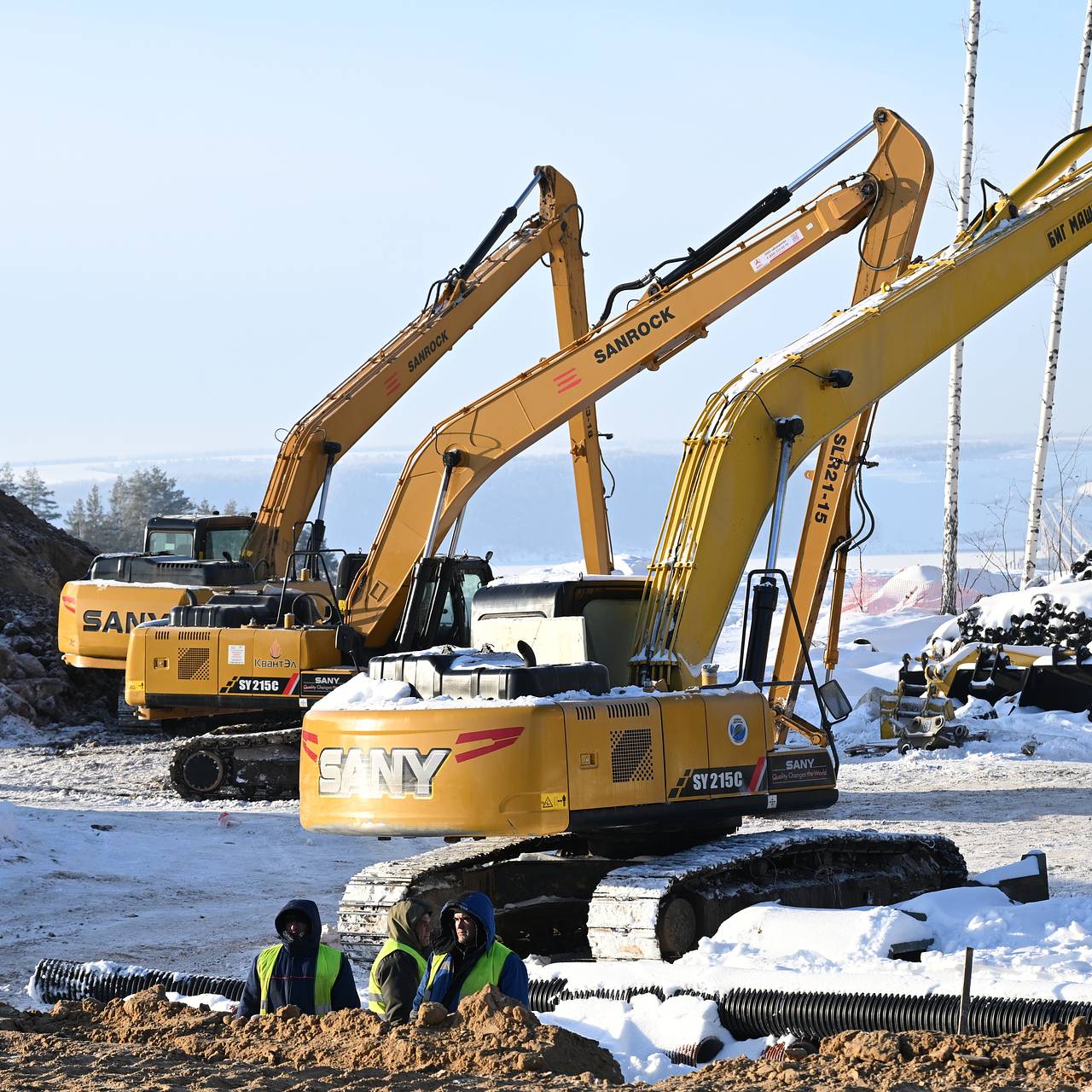 Путин оценил объемы дорожного строительства в России