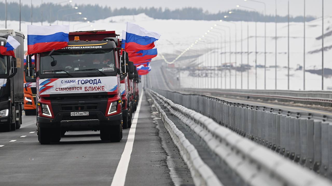 Сергей Собянин принял участие в открытии трассы М-12 «Восток» до Казани:  Москва: Россия: Lenta.ru