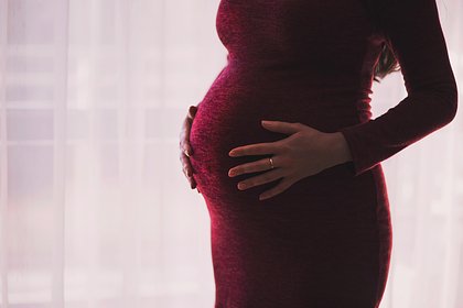 Планирующих беременность женщин призвали отказаться от одного напитка