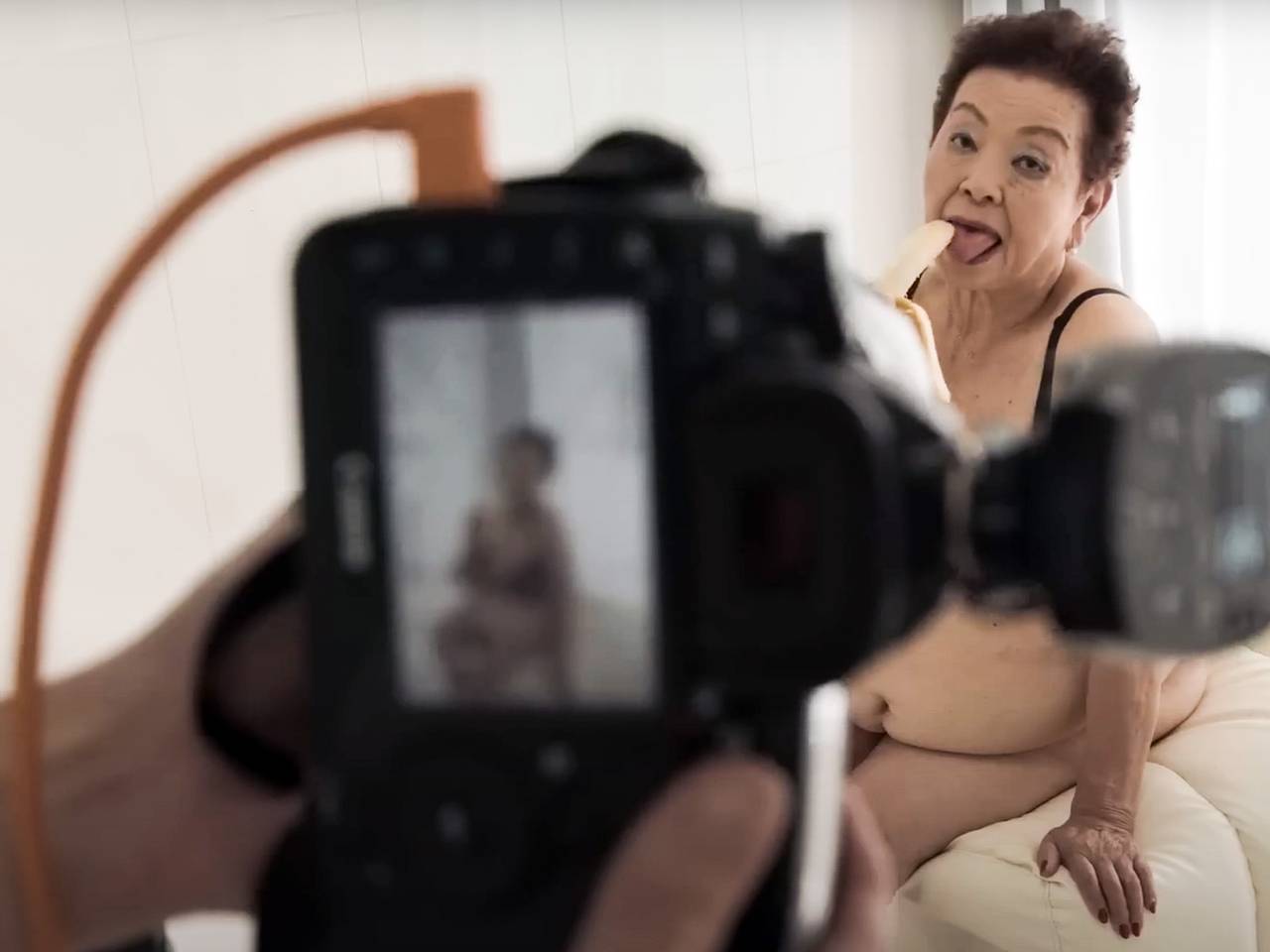 Японская актриса Анри Сугихара горячие интим фото
